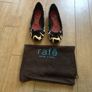 Rafe Moo Flats